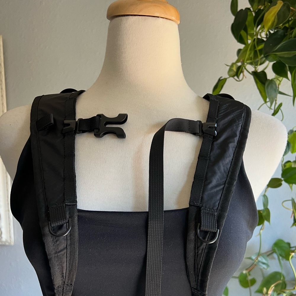Travoost lightweight backpack 22L - Picture 4 of 11